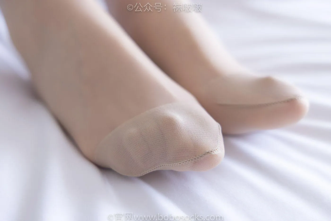 [BoBoSocks袜啵啵]NO.080 小甜豆-帆布鞋、白棉袜、肉丝（花絮版） [140P]插图9